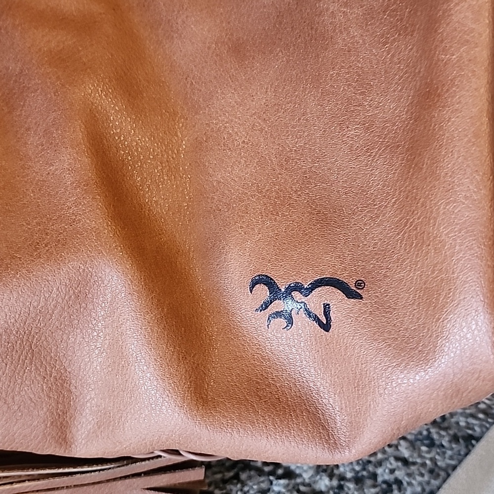Browning conceled carry purse - Picture 2 of 3